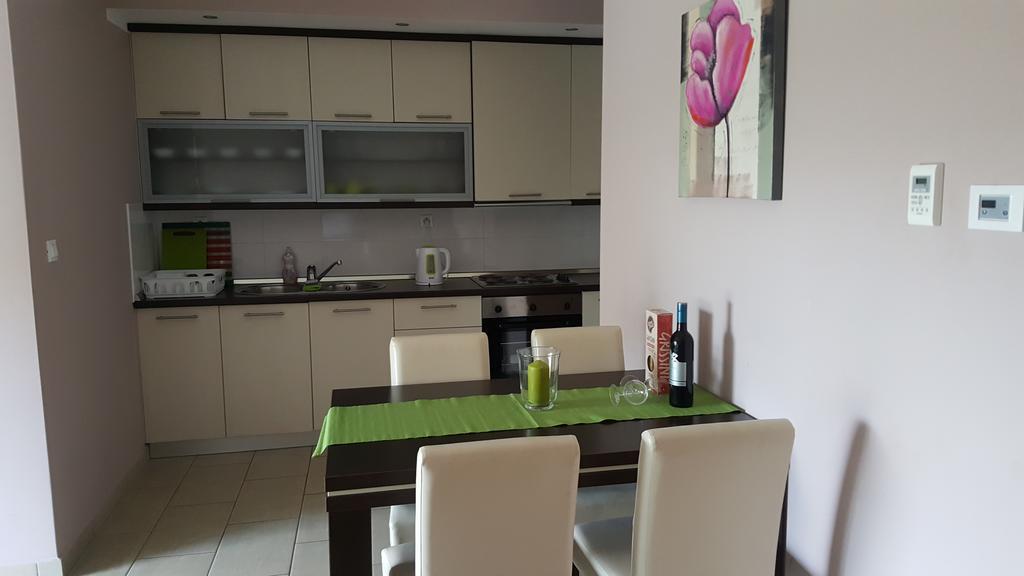 Sunset Apartments Zaton Luaran gambar