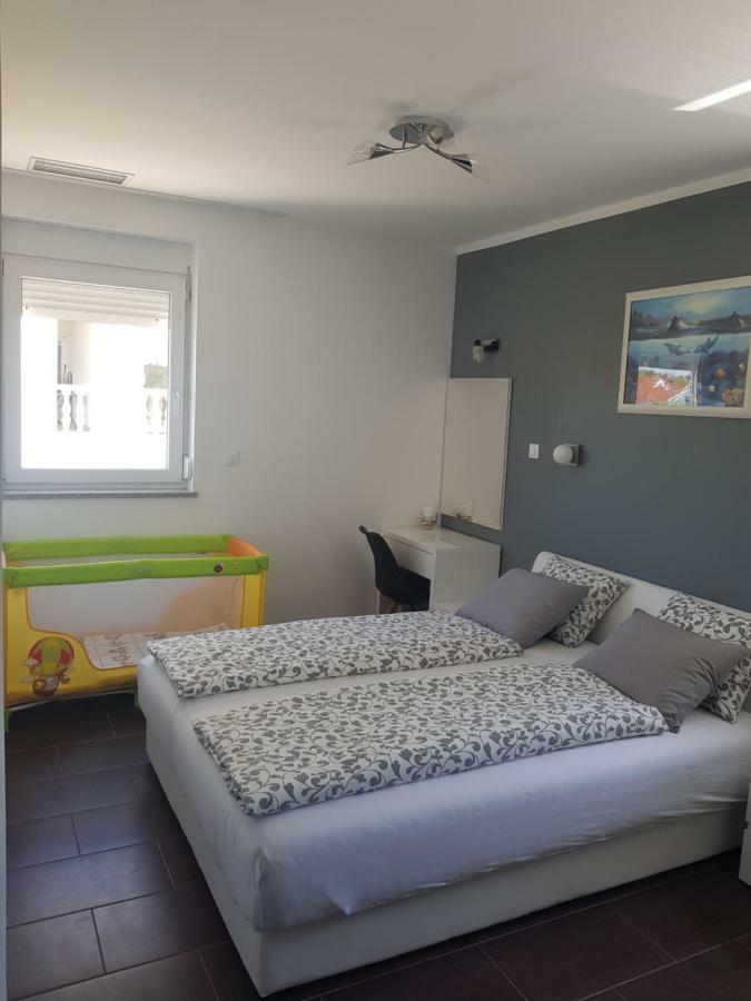 Sunset Apartments Zaton Luaran gambar